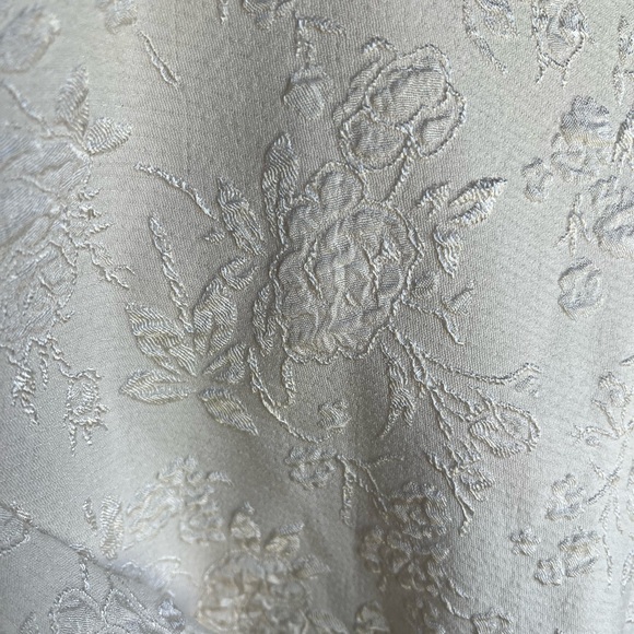 SHEIN - Floral Detail Cream Blouse - Picture 5 of 5